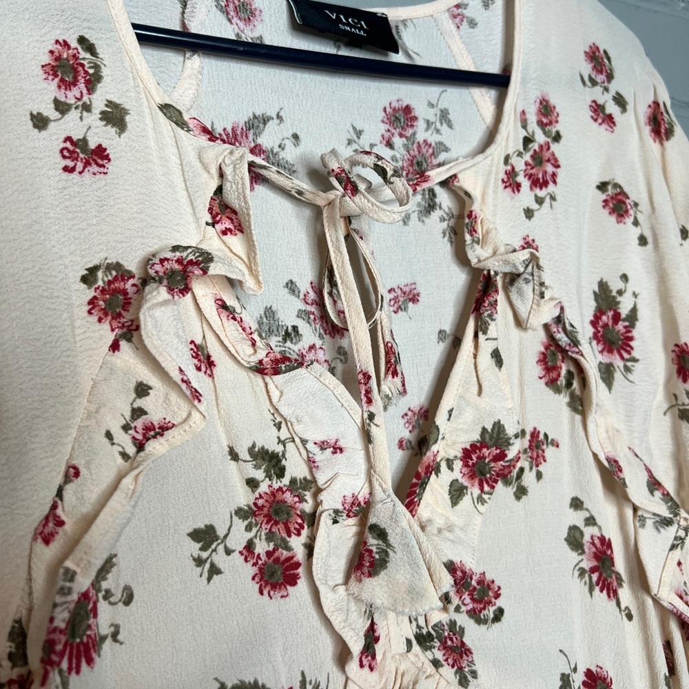 Vici Floral-Print Ruffle Midi High-Low Dress Size Small - Picture 12 of 16